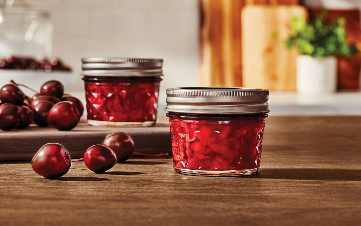 Ball Quilted Crystal Jelly Jars with Lids and Bands, Regular Mouth, Qtr. Pint 4 oz, 12 Ct-014400804007-LR-362633-3-LR eShop