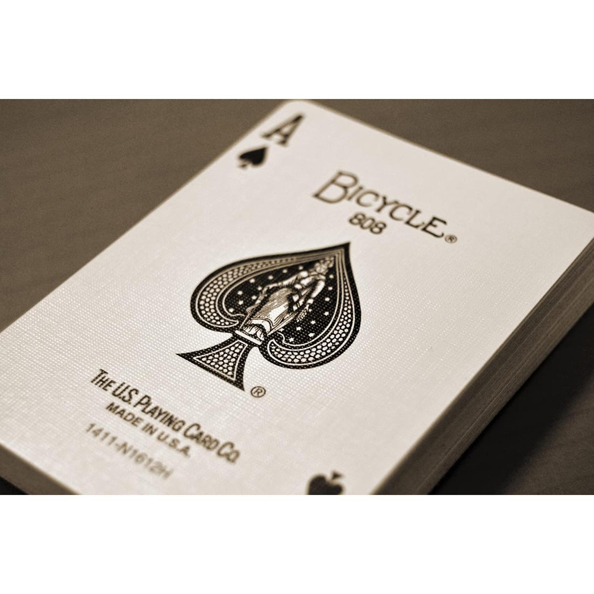 Bicycle Standard Playing Cards, 2 packs-073854608081-LR-336695-5-LR eShop