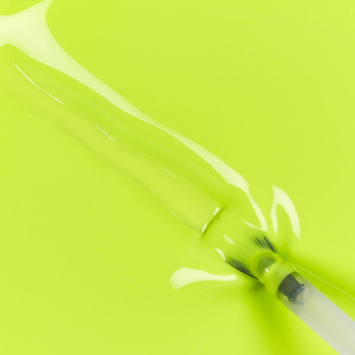 china glaze Nail Lacquer, Glossy Finish - Tropic Like It's Hot-019965410977-LR-360551-3-LR eShop