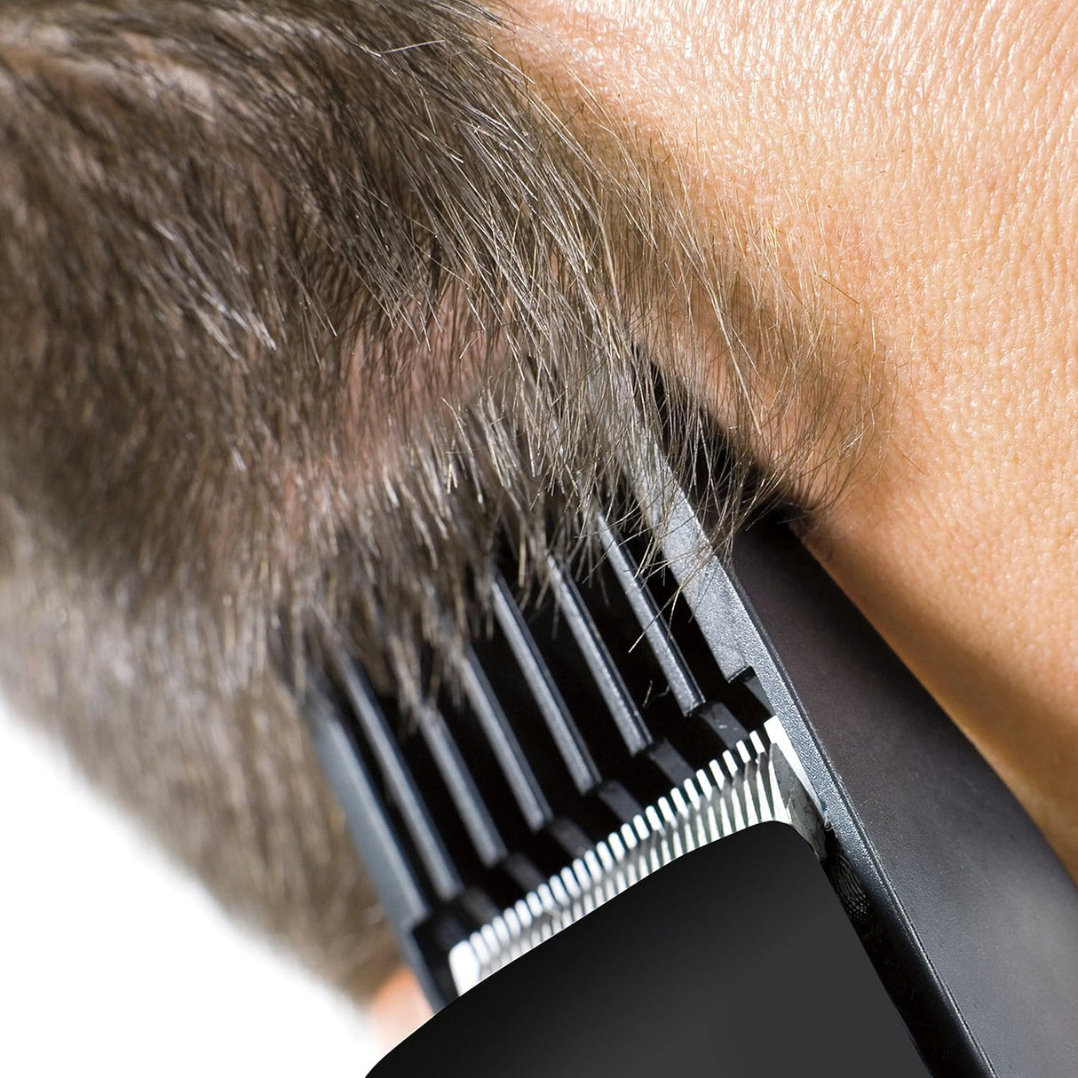 CONAIRMAN Simple Cut Hair Clippers for Men, 12 piece kit-074108151964-LR-361086-5-LR eShop