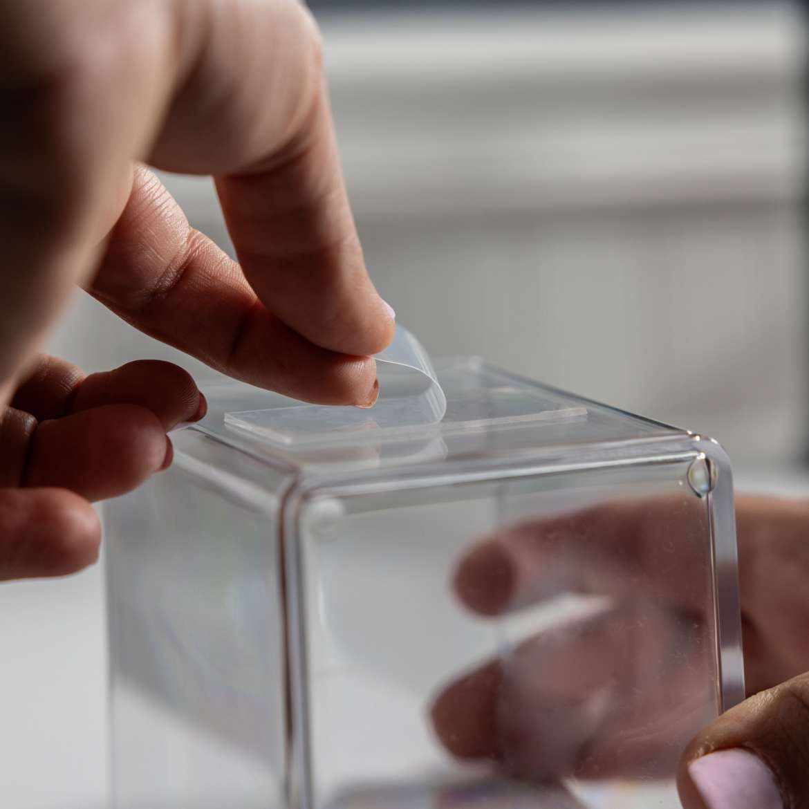 DUCK Max Strength Mounting Tape - Clear, 1" x 5'-075353331552-LR-357283-5-LR eShop