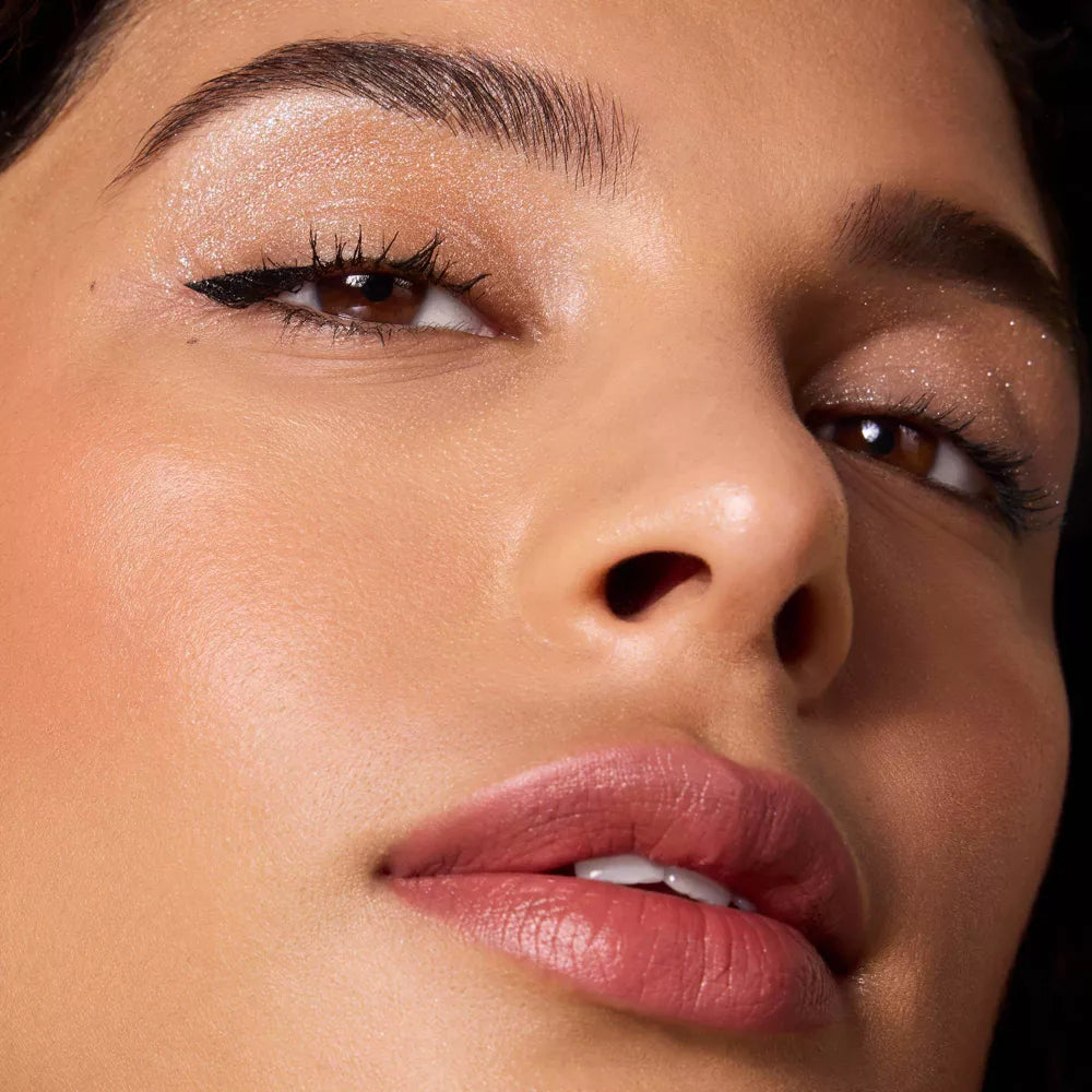 e.l.f. Fine as Fleck Glitter Eyeshadow - Champagne Showers, 0.07 oz-609332848917-LR-361082-7-LR eShop