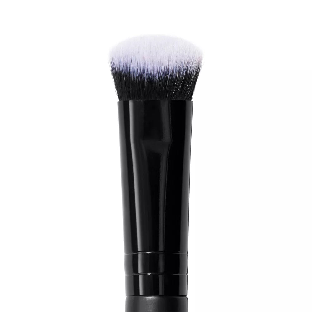e.l.f. Tap & Blend Concealer Brush-609332834958-LR-360262-3-LR eShop