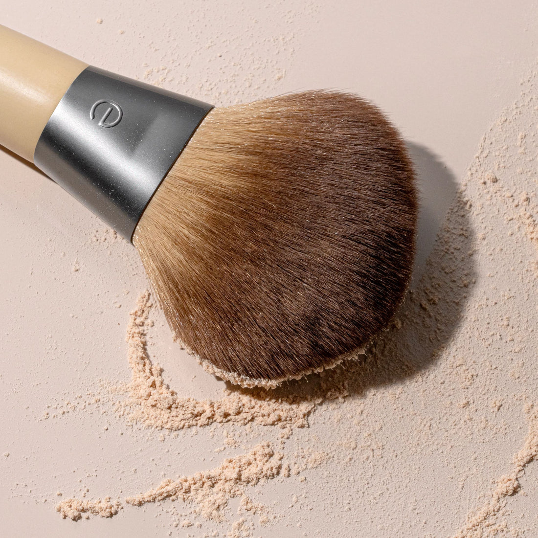 EcoTools Blurring Powder Brush-079625440669-LR-357097-4-LR eShop