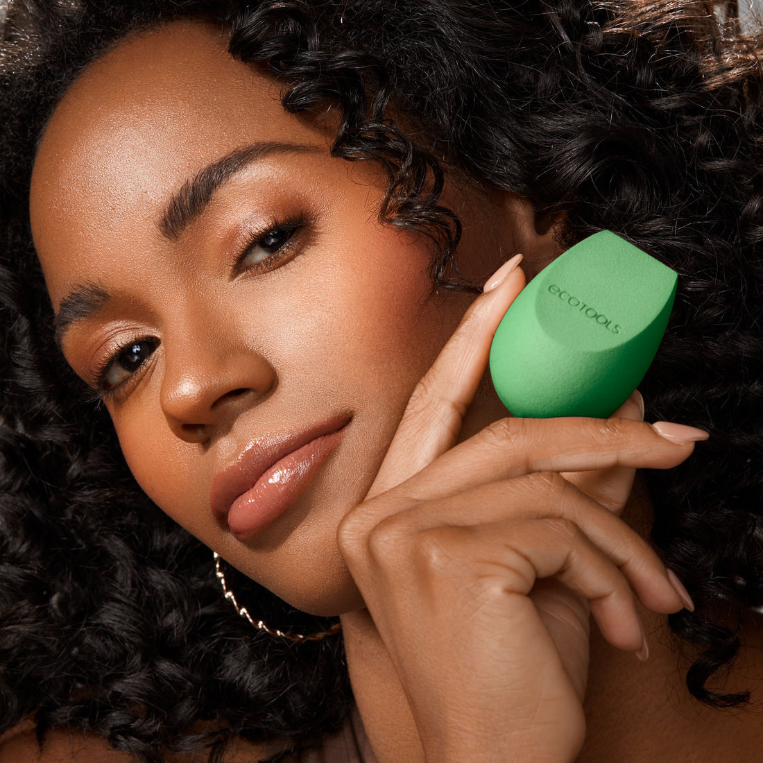 EcoTools Green Tea Bioblender Makeup Sponge-079625438529-LR-347968-4-LR eShop