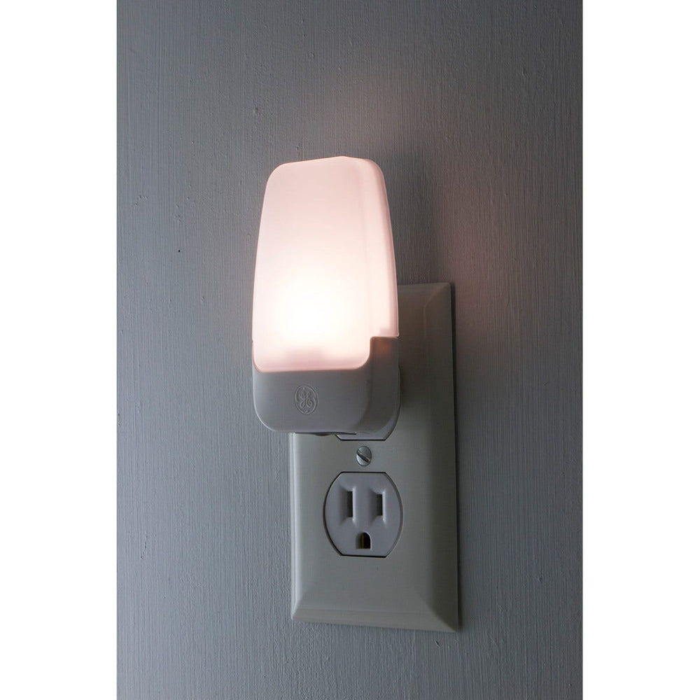GE LED Night Light, Light Sensing, Contempo - White, 1 count-030878309653-LR-339329-10-LR eShop