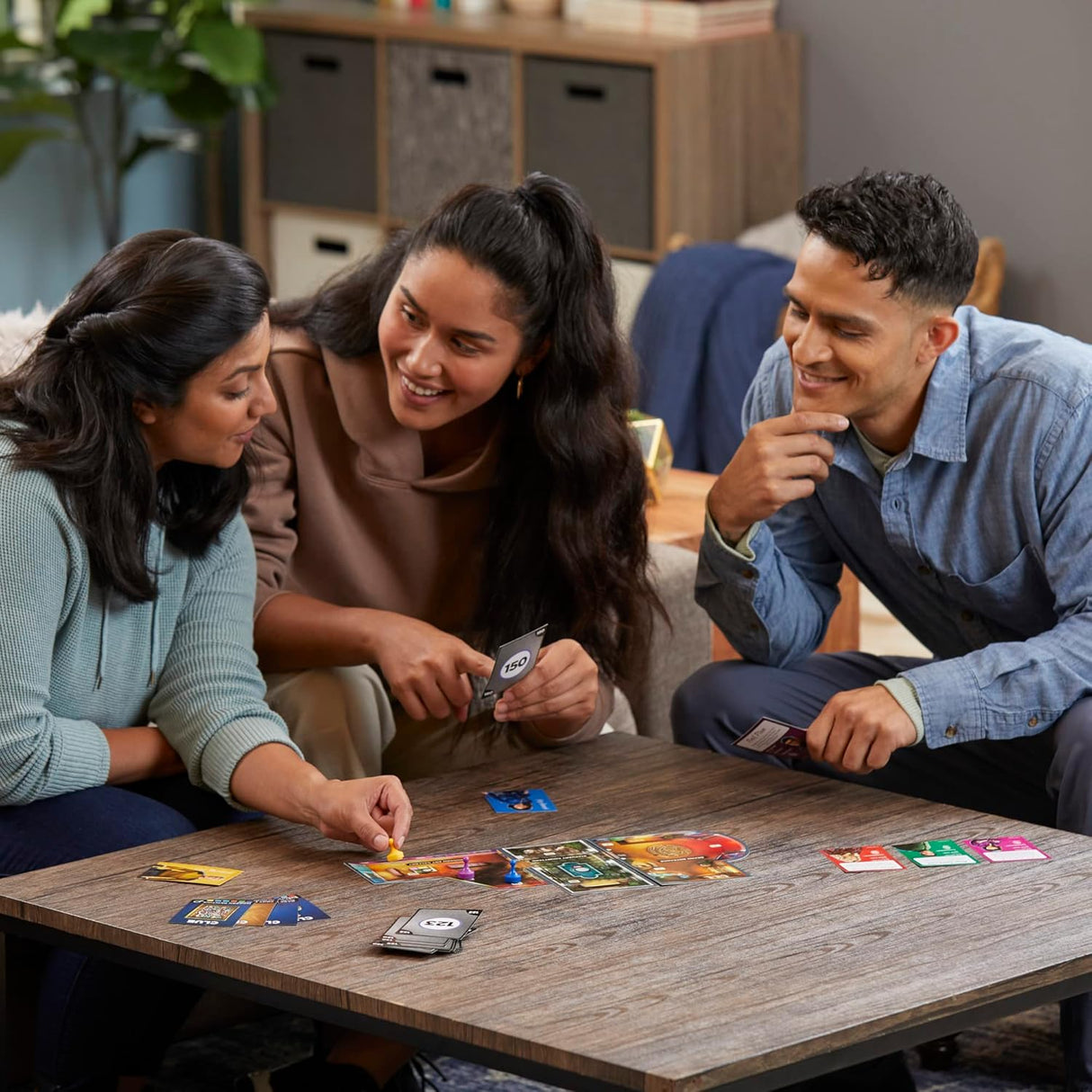 Hasbro Gaming Clue Escape & Solve Mystery Board Game - Robbery at The Museum-195166236506-LR-354024-3-LR eShop