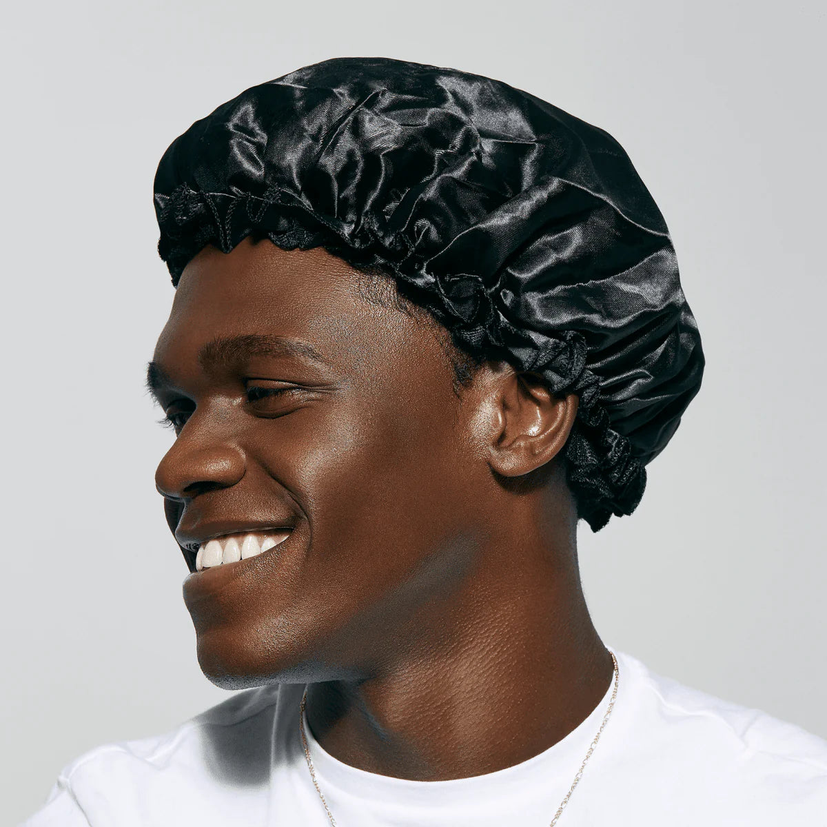 KISS Colors & Care Satin Bonnet Cap, XL - Black-731509823165-LR-354831-2-LR eShop