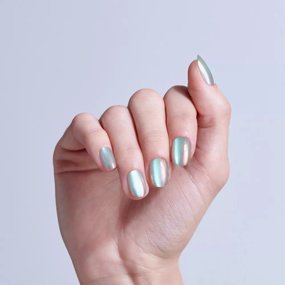 KISS Glam Premium Faux Nails - Celestique-731509225105-LR-359965-2-LR eShop