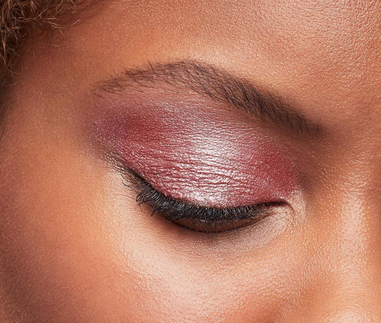 L'ORÉAL PARIS Brilliant Eyes Shimmer Liquid Eye Shadow Makeup, 435 Radiant Ruby, 0.1 oz.-071249410660-LR-333972-6-LR eShop
