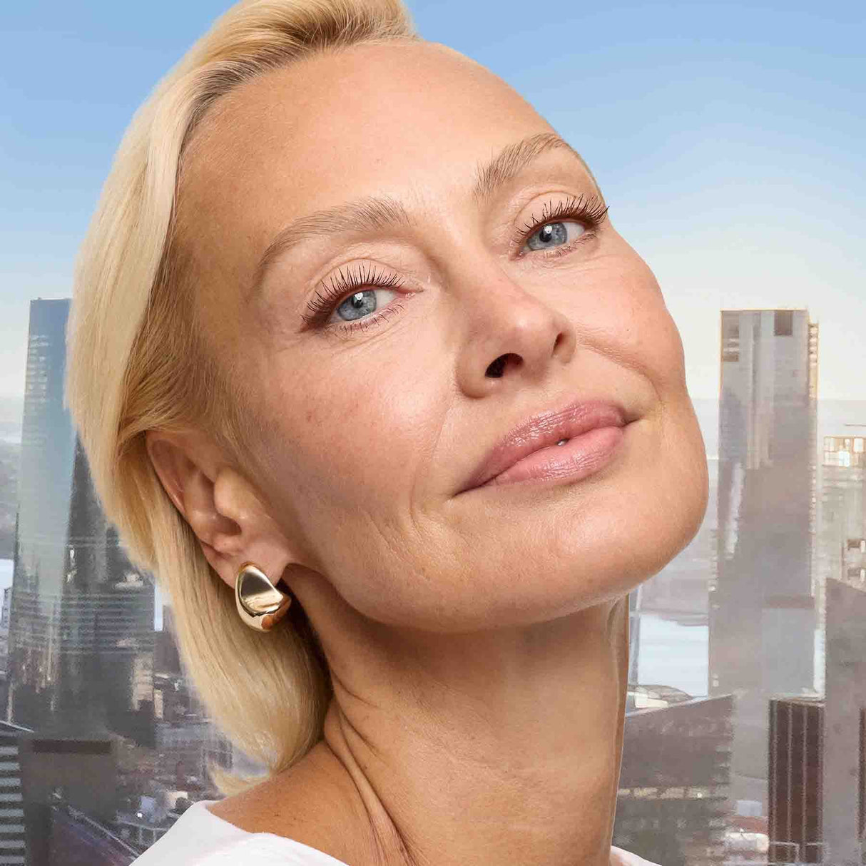 MAYBELLINE New York Lash Sensational Sky High Washable Mascara Makeup, 804 True Brown, 0.24 oz-041554076448-LR-345591-6-LR eShop