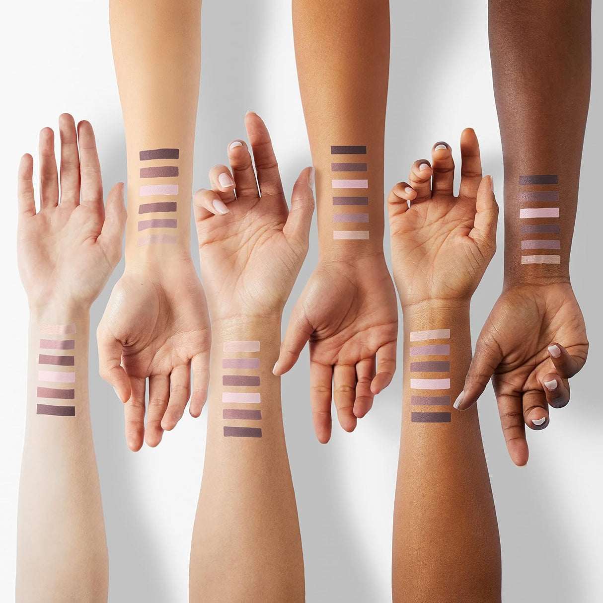 MAYBELLINE New York The City Mini Eyeshadow Palette, 520 Skyscape Dusk, 0.14 oz-041554552508-LR-322605-6-LR eShop