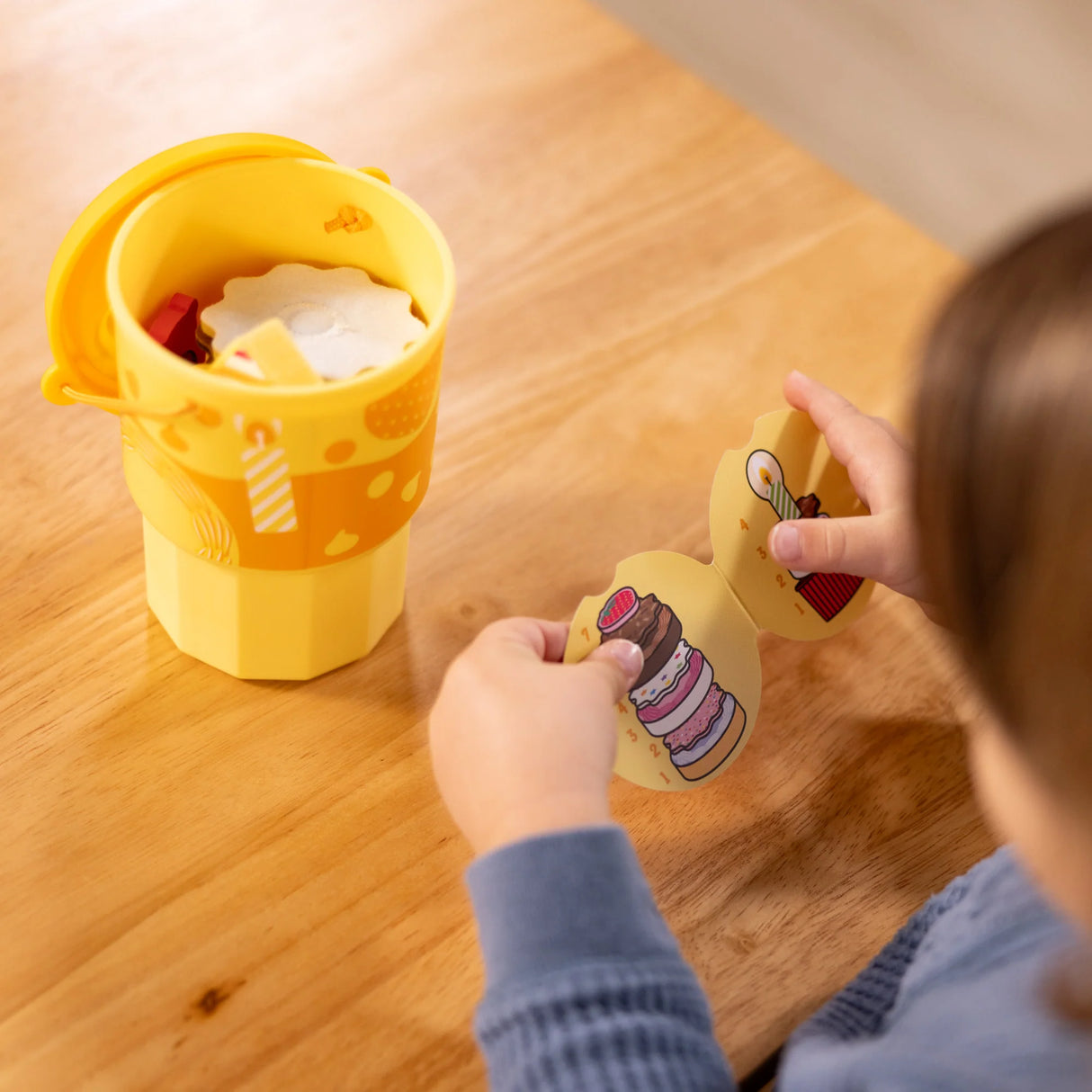 Melissa & Doug Play to Go Cake & Cookies Play Set-000772501736-LR-354137-7-LR eShop