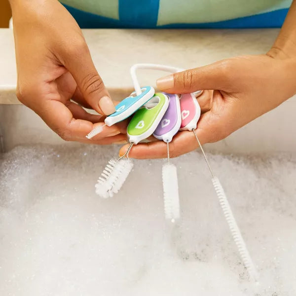 Munchkin 4pc Details Bottle & Cup Detailing Brush Set - White-735282272042-LR-331074-4-LR eShop