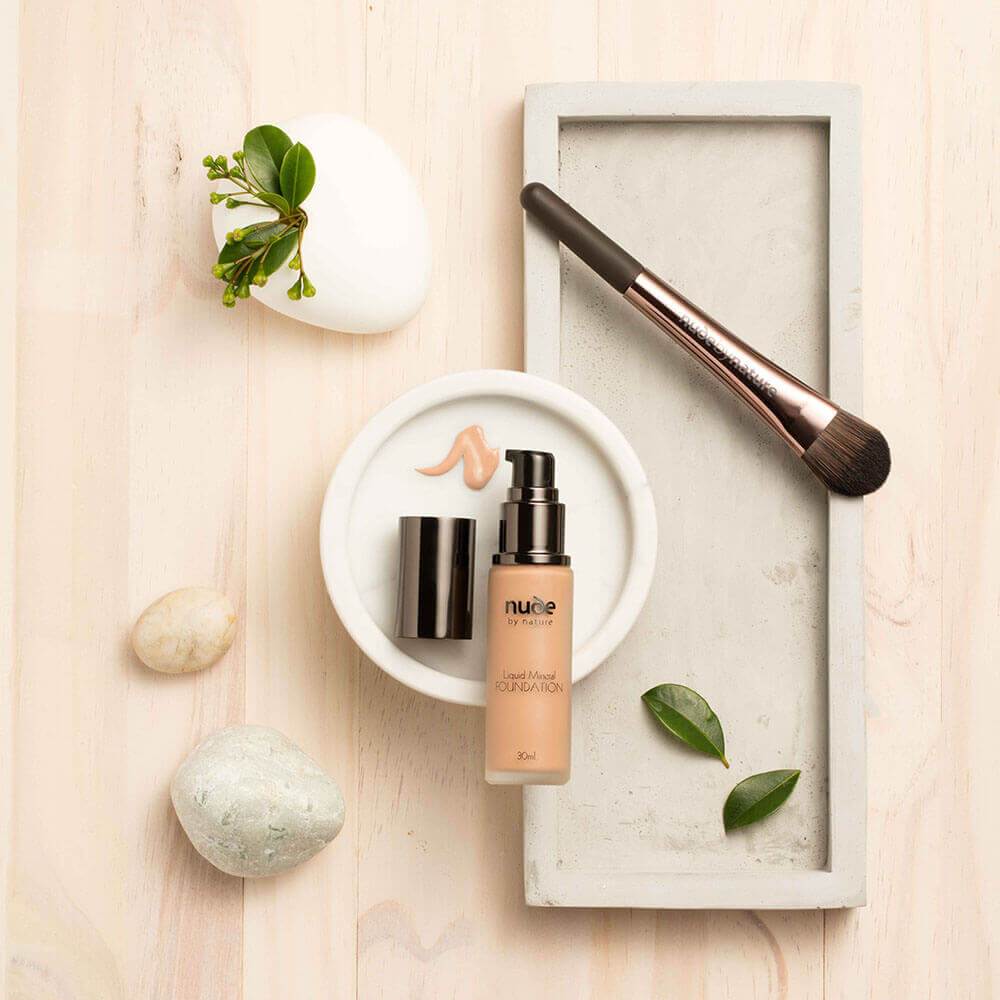 Nude by Nature Liquid Foundation Brush 02-9342320162466-LR-357705-2-LR eShop