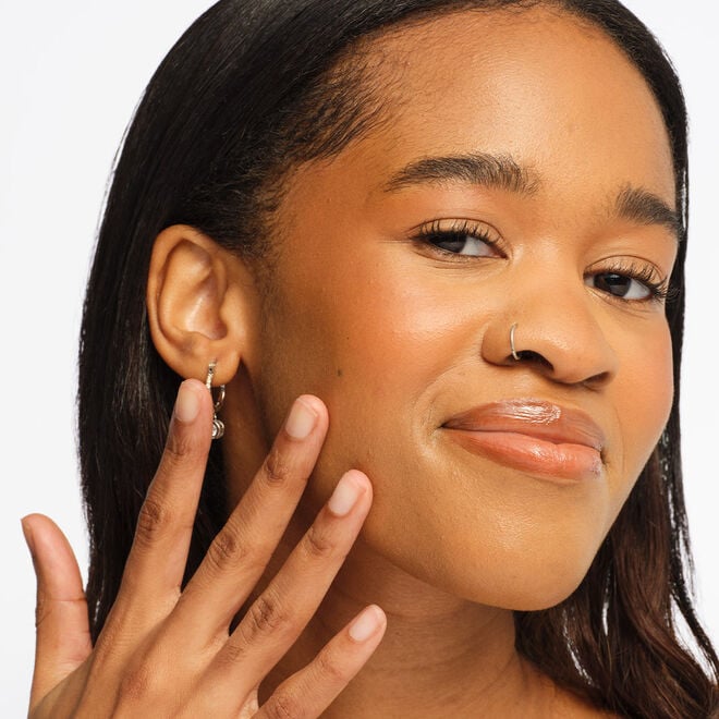 REVOLUTION Skin Silk Radiant Satin Serum Foundation - F14.9NC-5057566855419-LR-361210-5-LR eShop