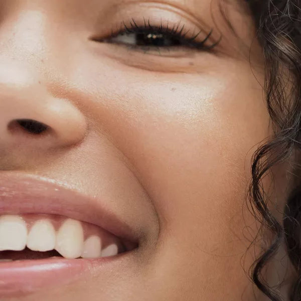 W3LL PEOPLE Expressionist Pro Mascara - Black-609332320802-LR-350757-9-LR eShop