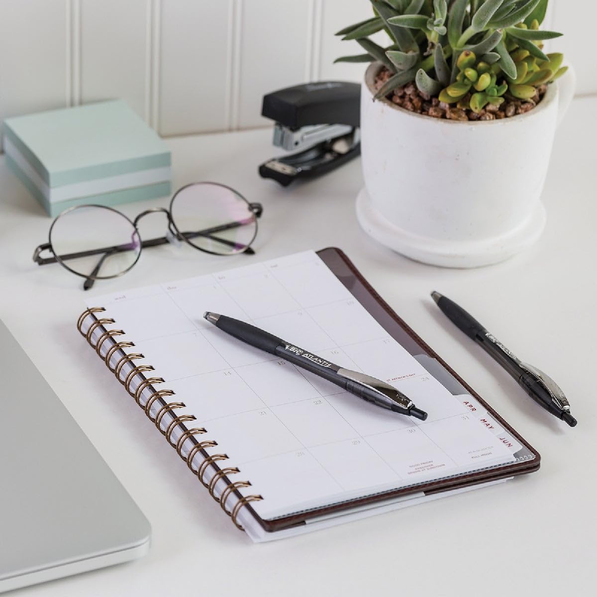 BiC Glide Retractable Ballpoint Pen - Black, 2 pack-070330143678-LR-144731-4-LR eShop