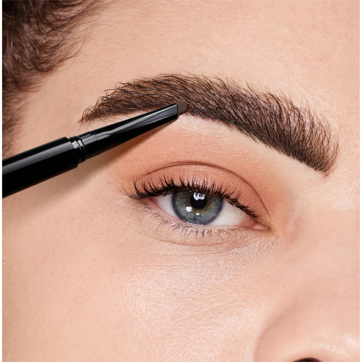 COVERGIRL Easy Breezy Brow Micro Fine + Define Pencil - 710 Soft Brown-046200042365-LR-319907-6-LR eShop