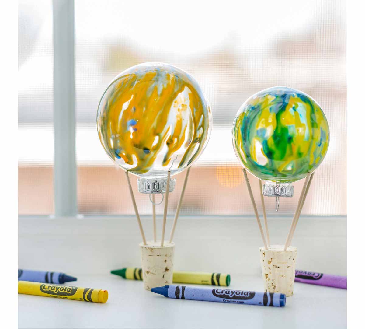 Crayola Classic Crayons, 16 Count-071662000165-LR-22806-6-LR eShop