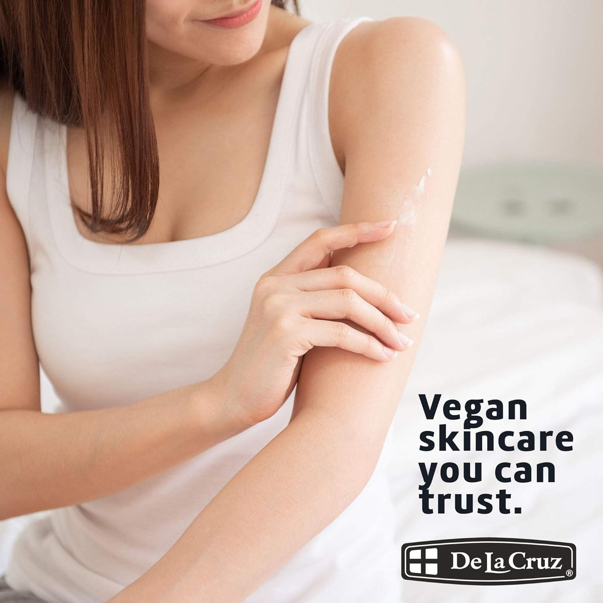 De La Cruz Arnica Salve for Cracked Skin, 2 oz-024286150129-LR-338695-6-LR eShop