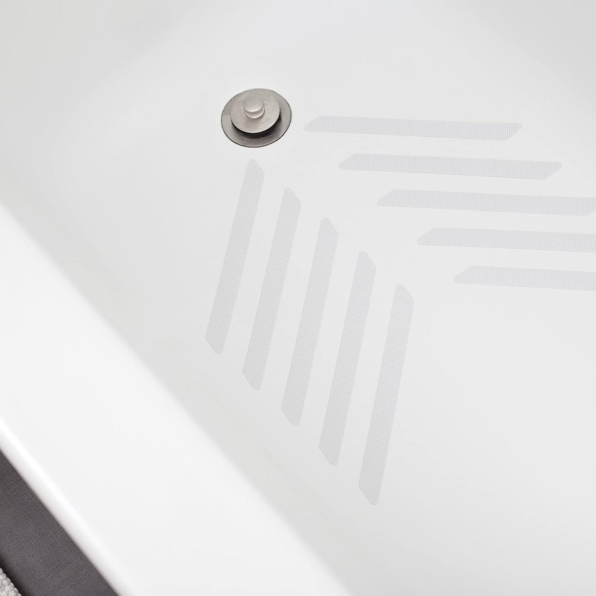 DUCK Adhesive Tub Tread Strips - White, 18 count-075353270721-LR-340236-4-LR eShop