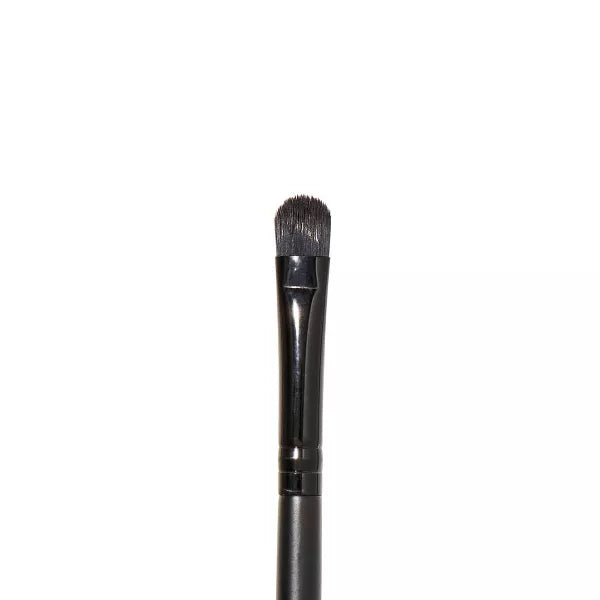 e.l.f. Concealer Brush-609332840072-LR-324947-3-LR eShop