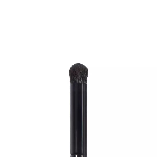 e.l.f. Eye Contour Brush-609332840065-LR-279476-3-LR eShop