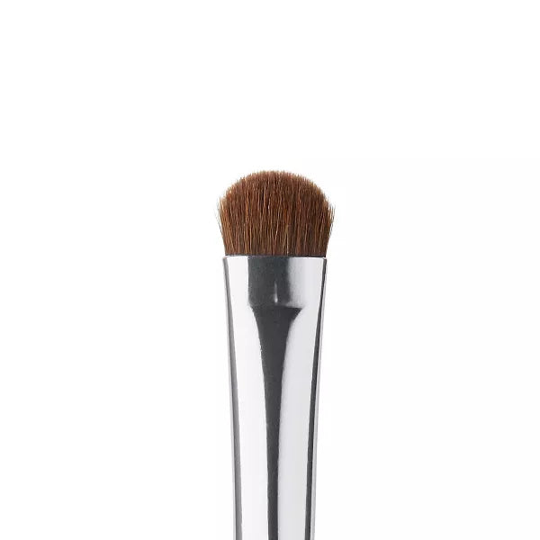 e.l.f. Eyeshadow Brush-609332018150-LR-276067-2-LR eShop