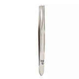 e.l.f. Slant Tweezer-609332017115-LR-276054-3-LR eShop