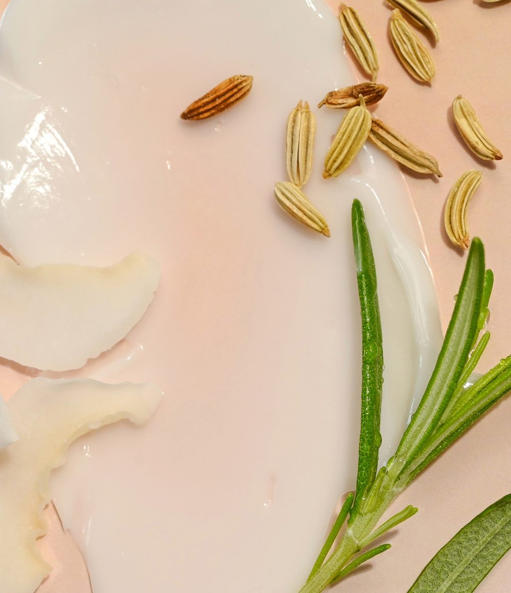 eos Lip Balm Variety Pack - Tropical, 4 count-840044713500-LR-1084004471350-5-LR eShop