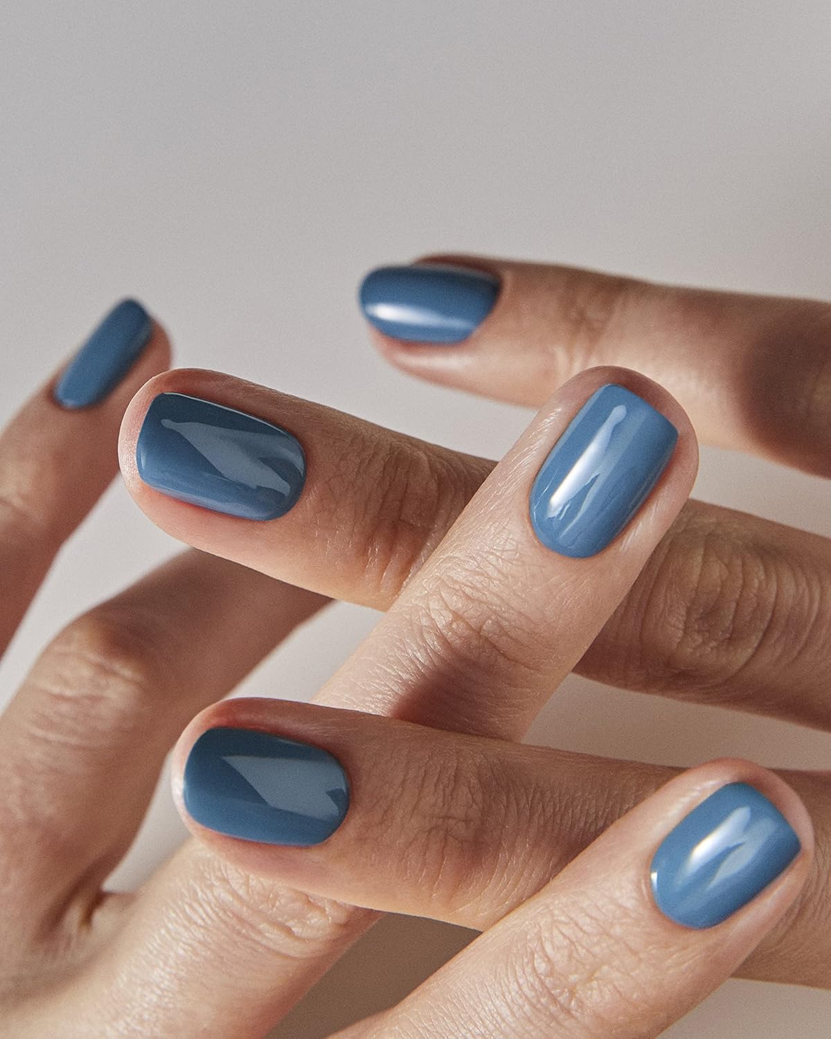 essie Gel Couture Gel-Like Vegan Nail Polish - Cut Loose-095008056890-LR-347819-8-LR eShop