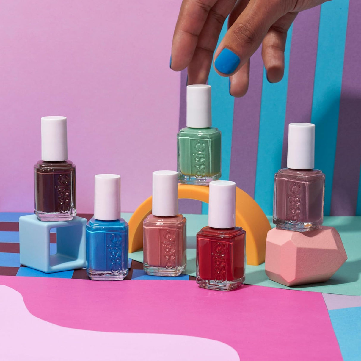 essie Salon-Quality Vegan Nail Polish - Odd Squad-095008059822-LR-351700-5-LR eShop