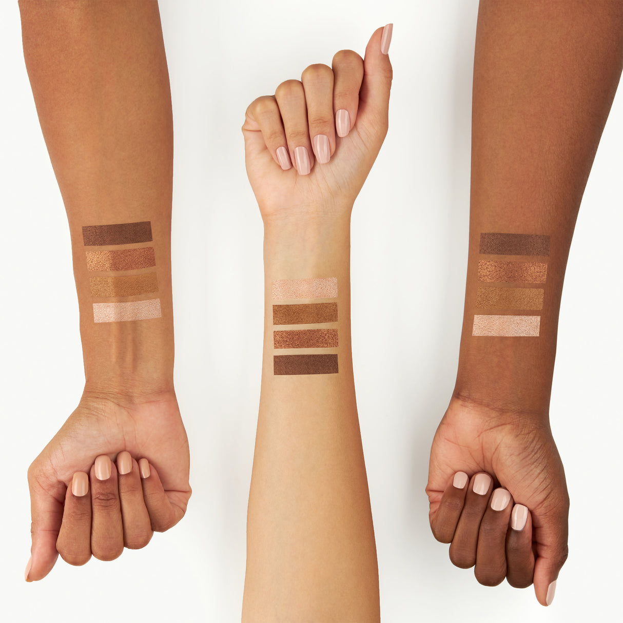 EYESHADOW PLT SOIREE-840187701112-LR-344335-2-LR eShop