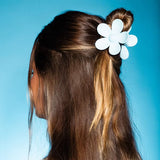 GIMME Medium Hair Flower Claw Clips - Tan and Blue, 2 count-843370080650-LR-361074-4-LR eShop