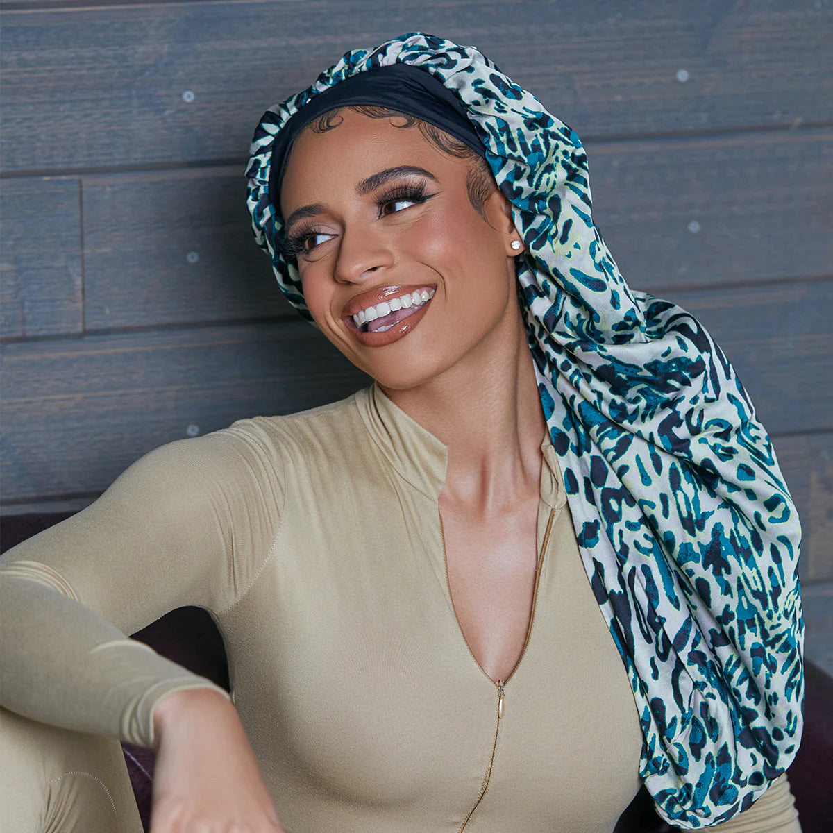 KISS Colors & Care Reversible Braid Bonnet - Exotic Leo-731509894844-LR-354880-3-LR eShop