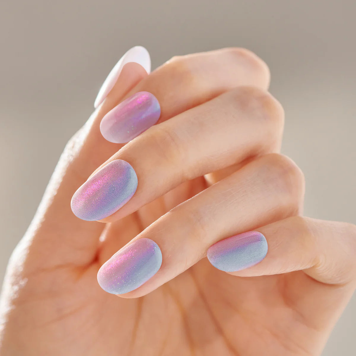 KISS imPRESS ColorFX Press on Nails - Fly up-731509933864-LR-356489-4-LR eShop