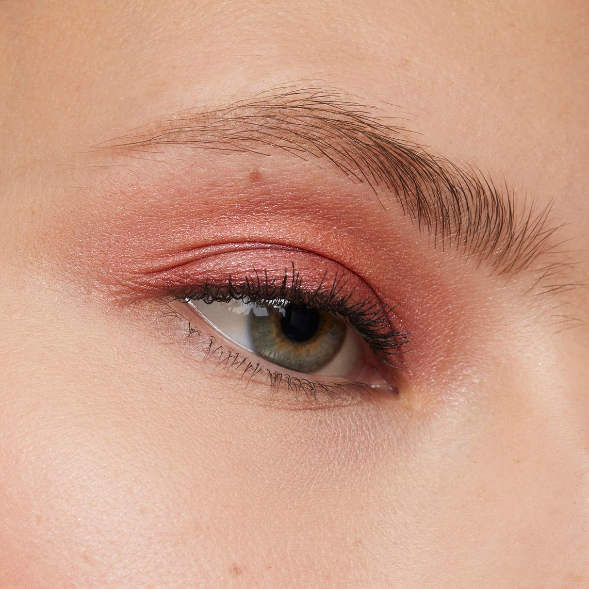 L'ORÉAL PARIS Le Shadow Stick Blendable Cream Eyeshadow Stick, 118 Cloudy Rose, 0.049 oz-071249689332-LR-354594-4-LR eShop
