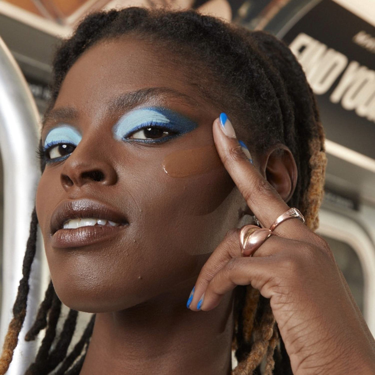 MAYBELLINE New York Fit Me Matte + Poreless Foundation Makeup, 122 Creamy Beige, 1 oz