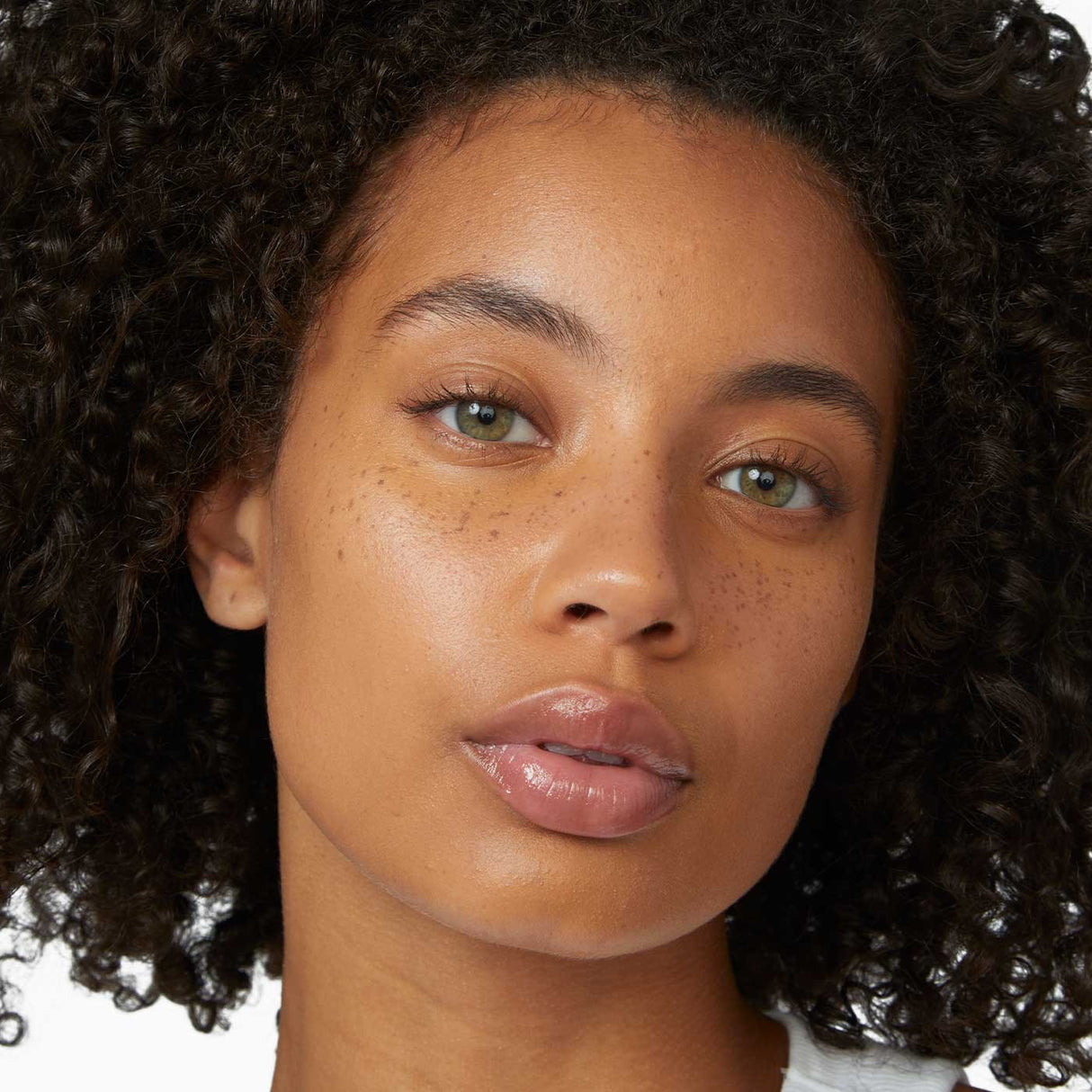 MAYBELLINE New York Super Stay Long-Lasting Skin Tint with Vitamin C, 374, 1 oz-041554083941-LR-349631-7-LR eShop