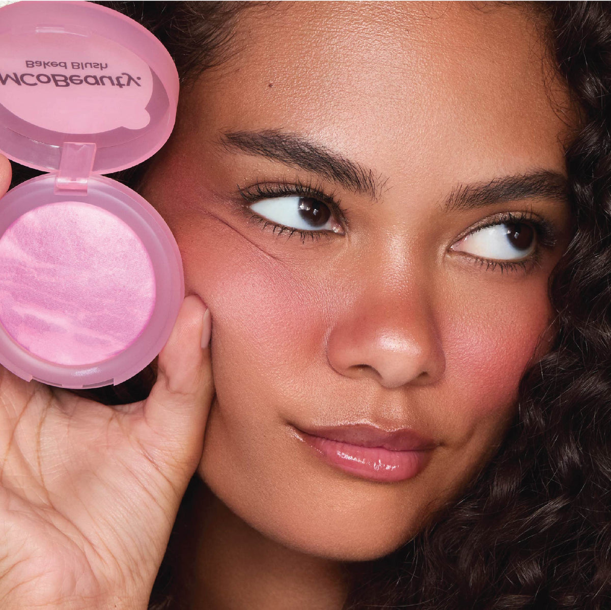 MCoBeauty Baked Blush - Rose Gold-9331880043506-LR-360825-8-LR eShop