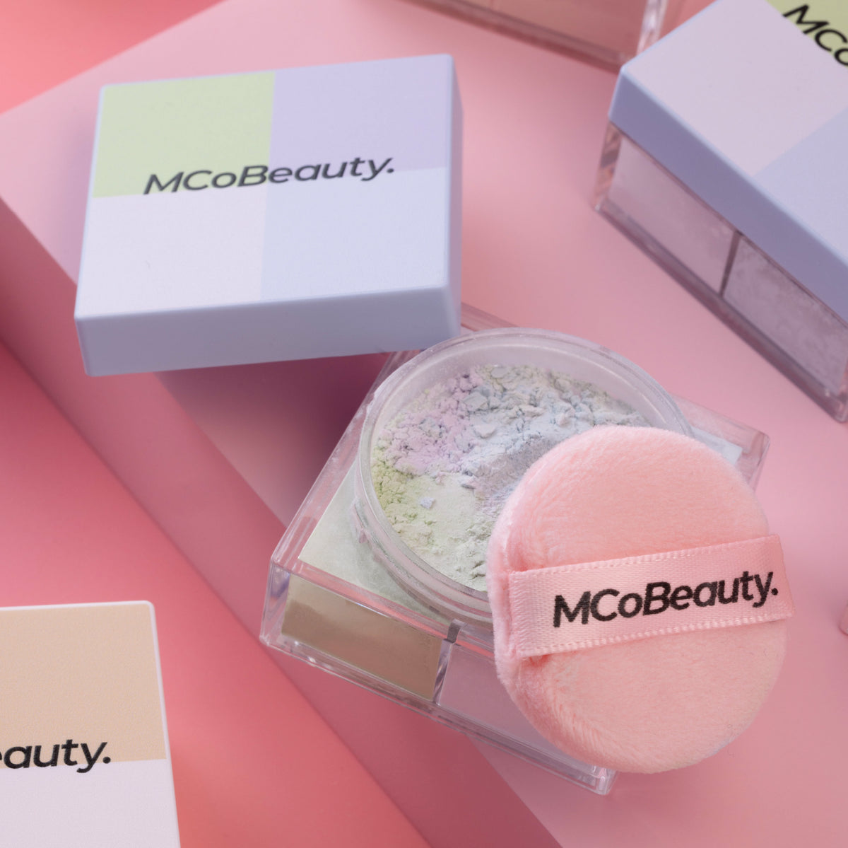 MCoBeauty Correcting Quad Loose Powder- Light/Medium-9331880036263-LR-357448-8-LR eShop