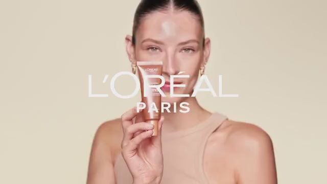 L'ORÉAL PARIS True Match Lumi Glotion Natural Glow Enhancer, Face & Body, 901 Fair Glow, 1.35 fl. oz.