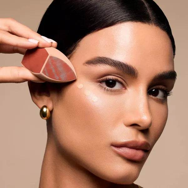 Real Techniques Makeupsaver Sponge-079625440850-LR-357341-4-LR eShop