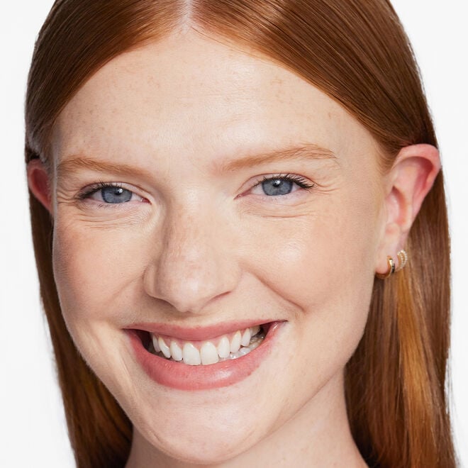 REVOLUTION Skin Silk Radiant Satin Serum Foundation - F2NC-5057566792424-LR-361186-5-LR eShop