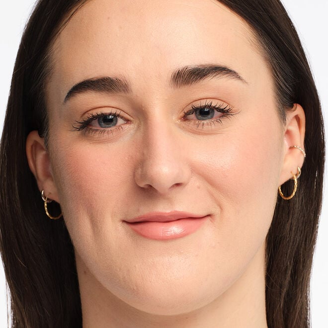 REVOLUTION Skin Silk Radiant Satin Serum Foundation - F3N-5057566792431-LR-361187-5-LR eShop