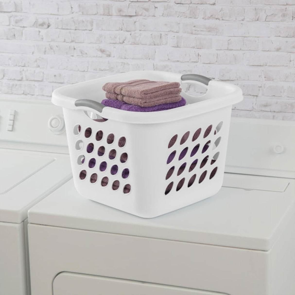 Sterilite Ultra Square Laundry Basket, 1.5 Bushel-073149121783-LR-221990-5-LR eShop