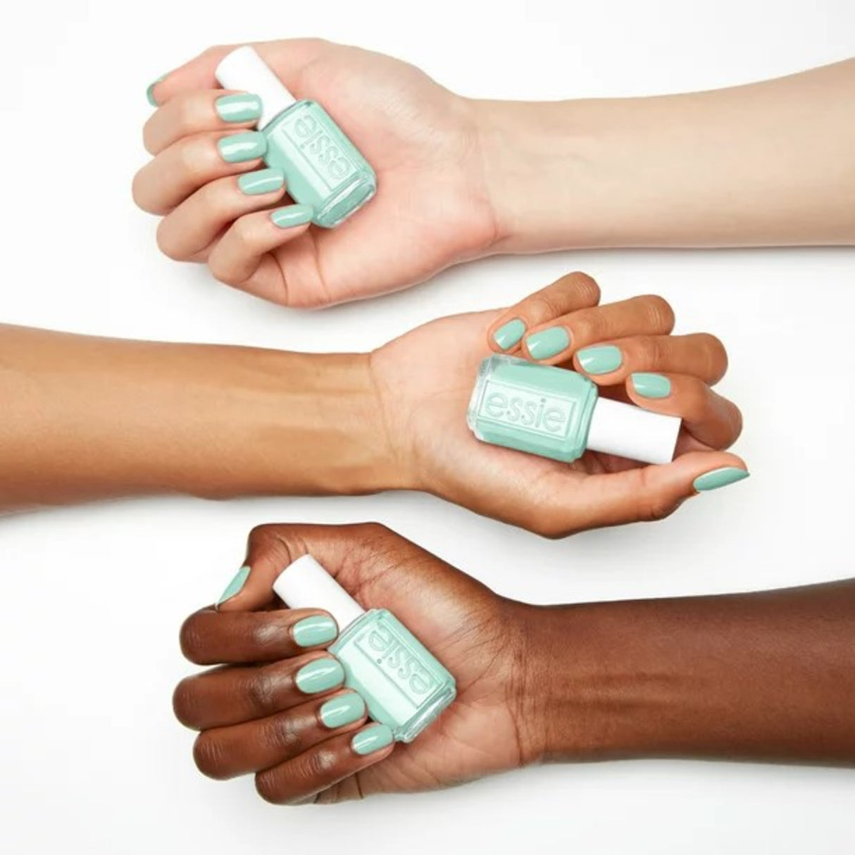 ESSIE NAIL COLOR MINT CANDY